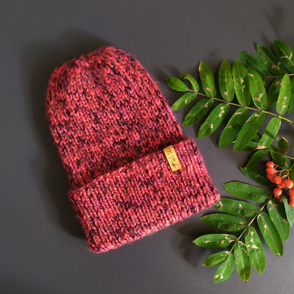 Warm-womens-handmade-knitted-hat-4