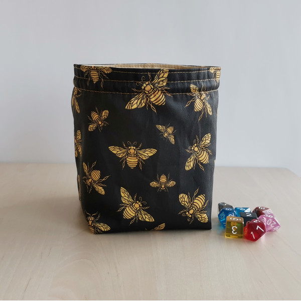 Dice bag with bees.jpeg