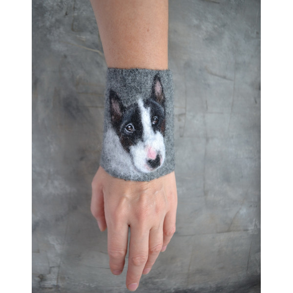 Personalized pet portrait felt wrist cuff (4).JPG