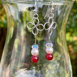 celtic knot earrings silver wire red and pearl beads