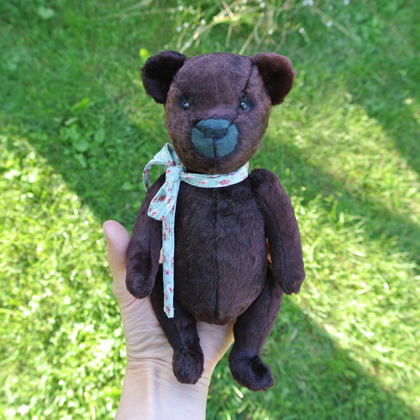 Brown teddy bear ooak.JPG