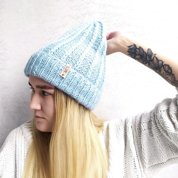 Woolen-blue-winter-womens-hat-3