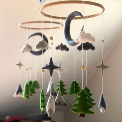 felt baby mobile, nature mobile, forest mobile, woodland mobile, forest nursery decor, baby crib mobile, baby shower gif