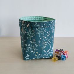 Large dice bag with pockets for 150-200 dice Garden