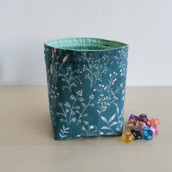 Large dice bag with pockets Green.jpeg