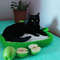 cat black, green apple,cat bed crochet.jpg