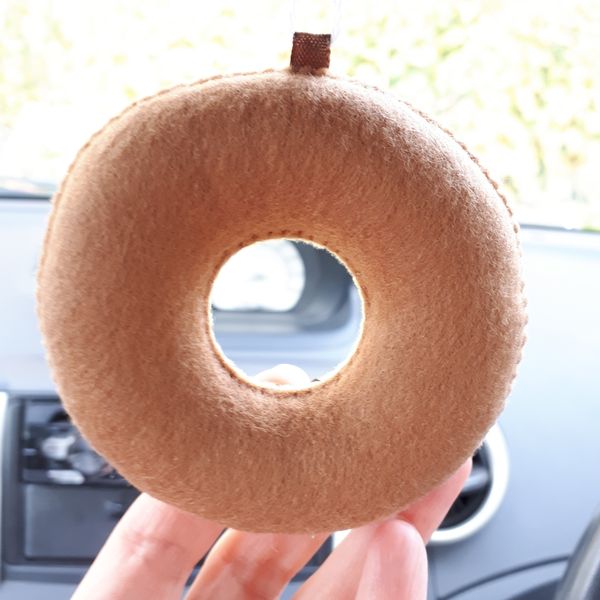 Donut-fake-food-2.jpg