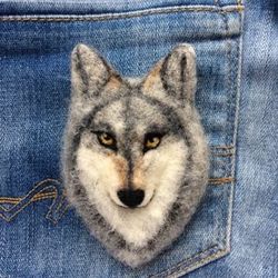 Needle felted wolf animal brooch Handmade wool replica Woodland animal pin jewelry Teen boy gift