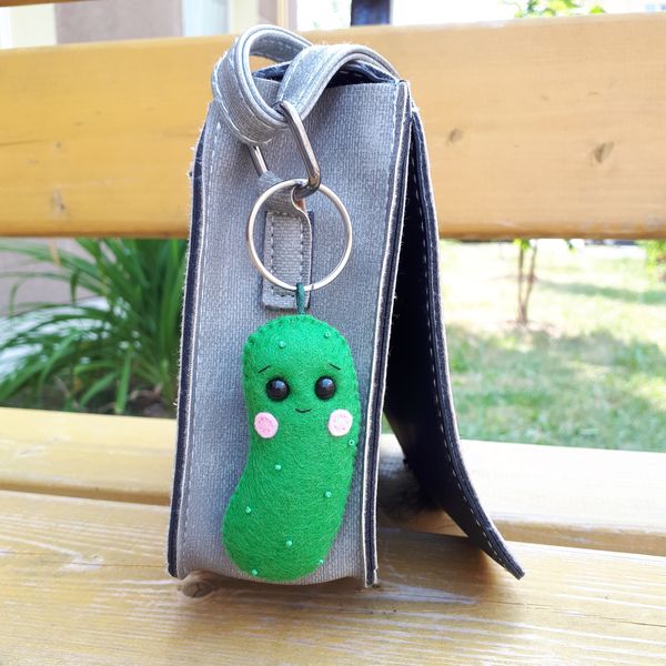 Pickle-keychain.jpg