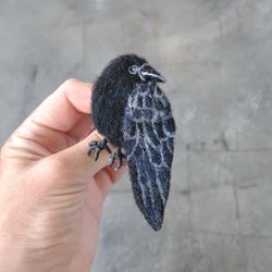 Black crow bird brooch for women Handmade Gothic wool pin Needle felted jewelry Crow lover gift