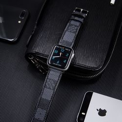 Custom Made Luxury L.V Leather Apple Watch Band for Apple Watch Series 8/7/6/SE/5/4/3/2/1 Apple Watch Ultra