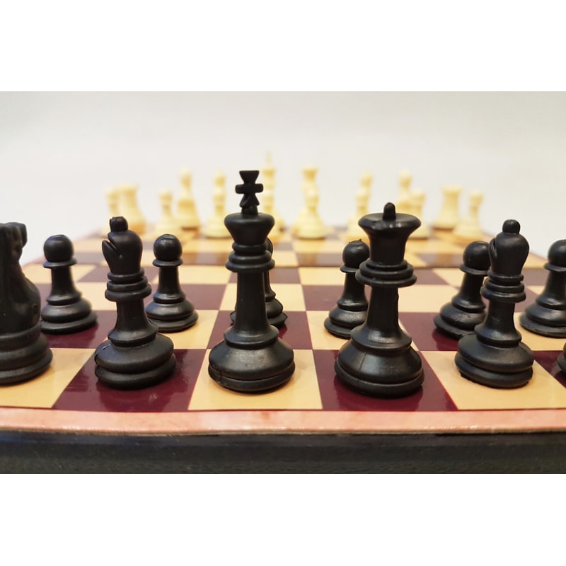 9 USSR Vintage Travel Pocket CHESS 1980s.jpg