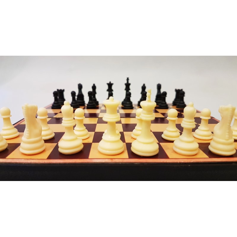 10 USSR Vintage Travel Pocket CHESS 1980s.jpg