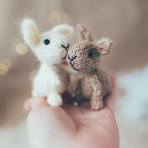 Tiny Easter bunny knitting pattern. Small rabbit DIY knittin | Inspire ...