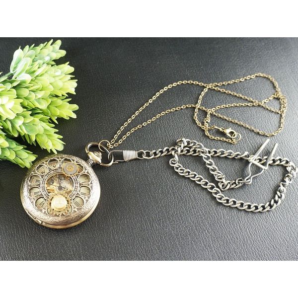 Victorian-pocket-watch-jewelry-accessory-accessories-vintage