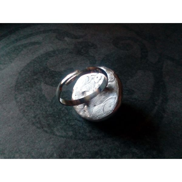 Pearl-moon-ring-face-ring-moon-Goddess-ring-Halloween-ring-witchy-moon-ring-Samhein-ring-white-ring (1).jpg