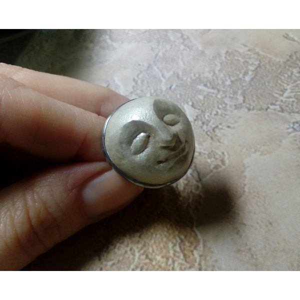Pearl-moon-ring-face-ring-moon-Goddess-ring-Halloween-ring-witchy-moon-ring-Samhein-ring-white-ring (7).jpg