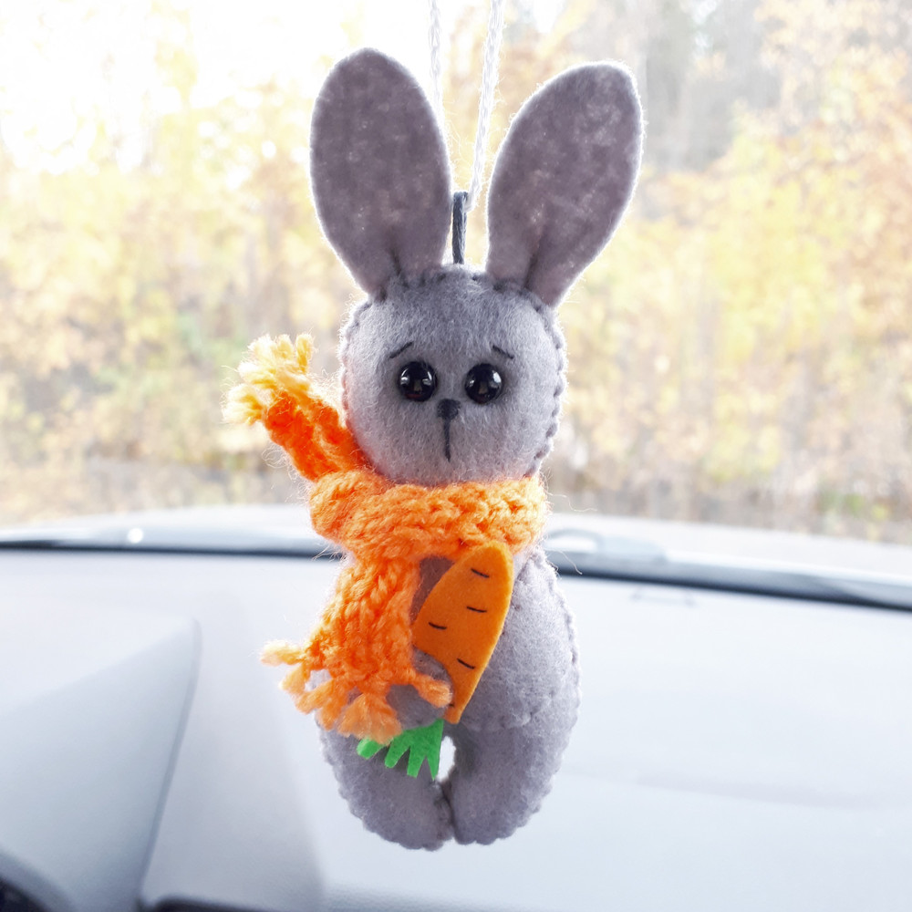 Felt-bunny-1.jpg