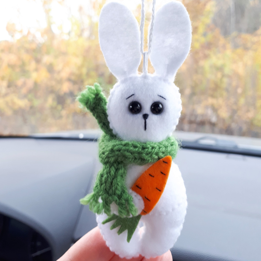 Felt-bunny-9.jpg