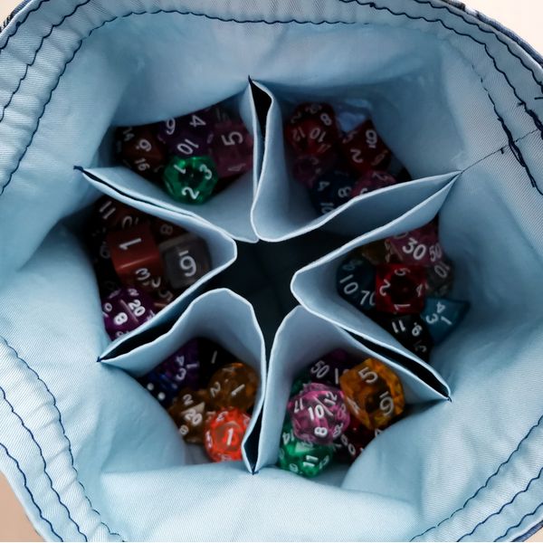 large dice bag with pockets (9).jpeg