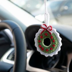 Crochet Christmas wreath car accessory for women, rear view mirror charm, car pendant, cute winter car hanging car decor