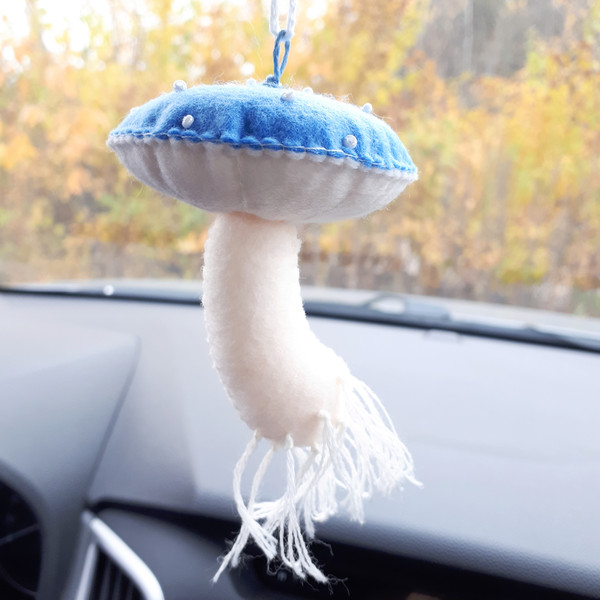 Mushroom-ornament-3.jpg