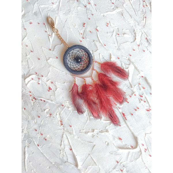 dreamcatcher-with-agate-close-up