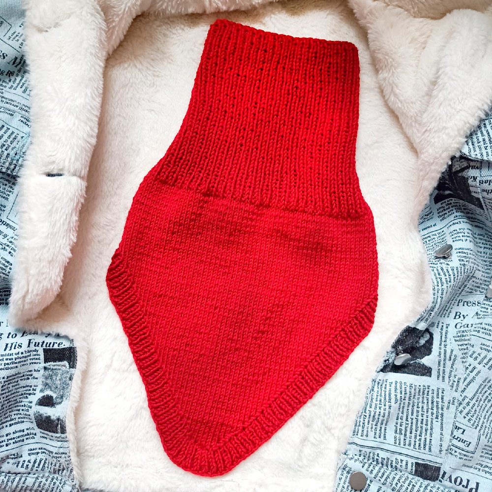 Women red color handknit neckwarmer red knit neckwarmer warm soft snood Valentine Day gifts