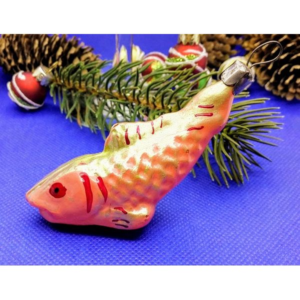 christmas-glass-toy-fish.JPG