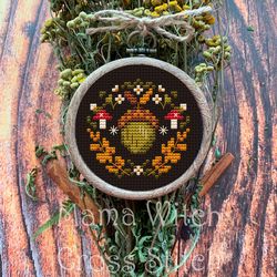 ACORN WREATH mini cross stitch pattern, wood cross stitch, beginner embroidery, easy cross stitch chart, autumn fall
