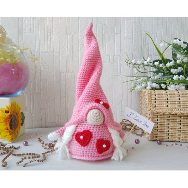 february-gnome-crochet-pattern.jpeg