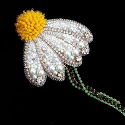 Chamomile brooch, flower brooch, brooch pin, beaded brooch, mothers day, gift for friend, handmade gifts, brooch, flower