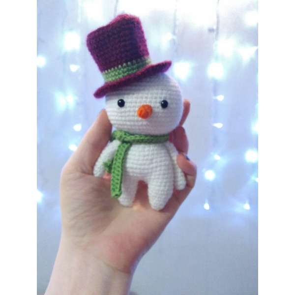 Amigurumi Christmas Snowman crochet pattern.jpg
