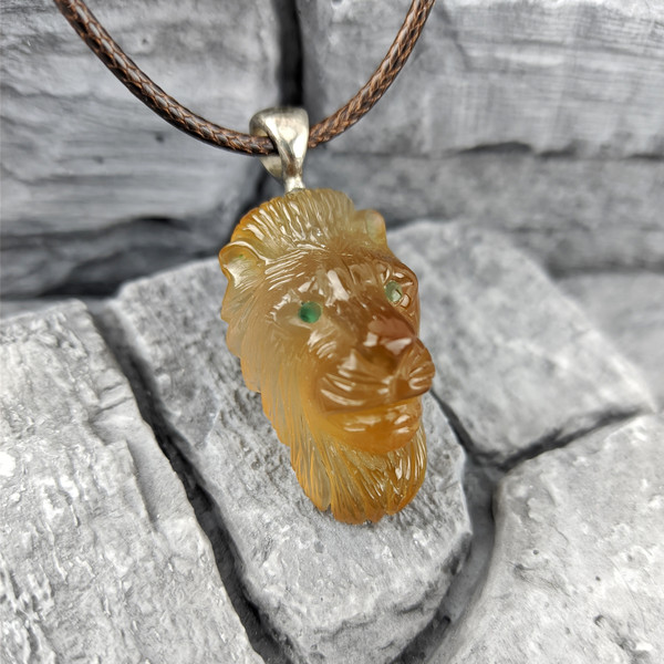 lion pendant(6).jpeg