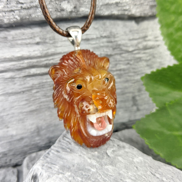 carnelian lion necklace(1).jpeg