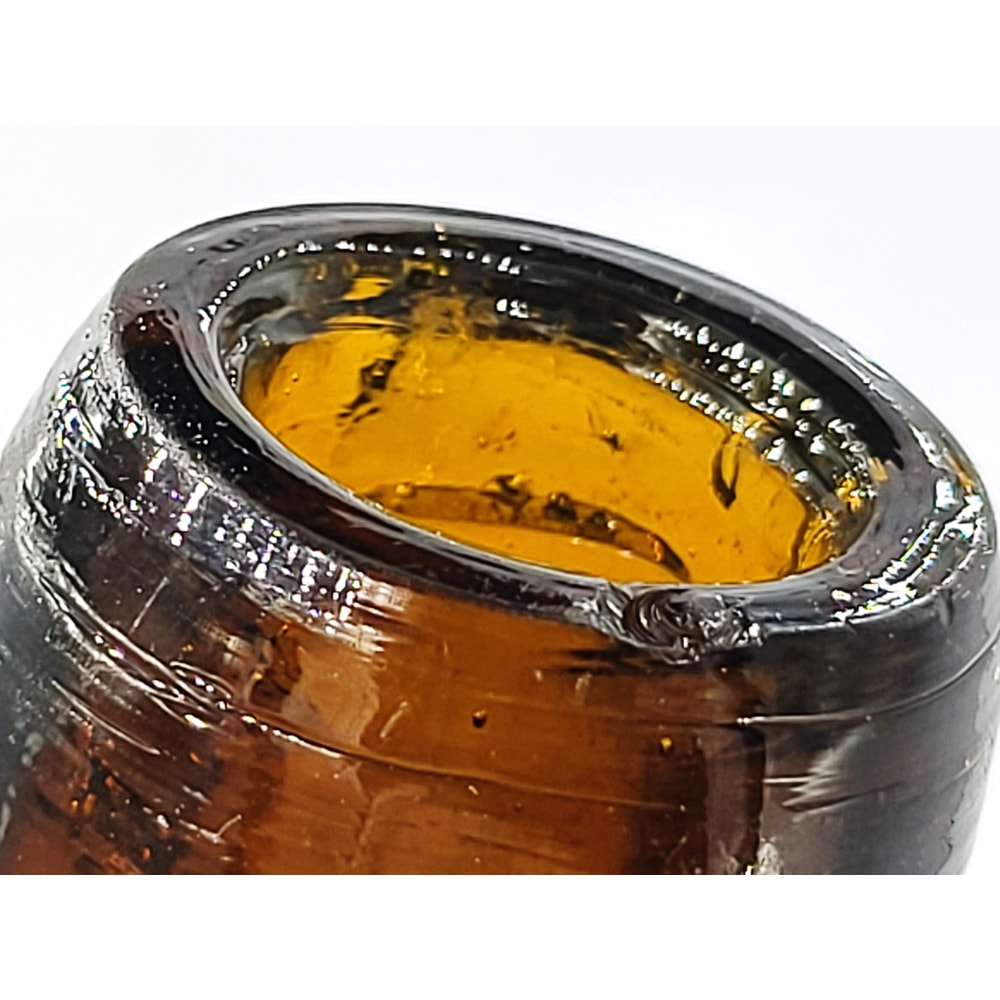 9 Бутылка Калинкинъ Санкт Петербург.jpg