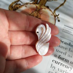 Carved Mother-of-Pearl Swan Figurine, Carved MOP Bird,  Mother-of-Pearl Cabochon for Necklace Brooch