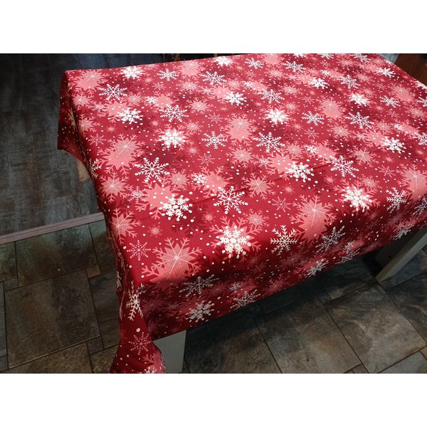 square-tablecloth-red-tablecloth IMG20221025162351.jpg