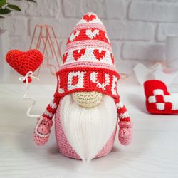 Valentine Gnome, swedish gnomes, Happy Birthday Gnome with a heart, Happy Birthday gift for her, him, mothers day gnome