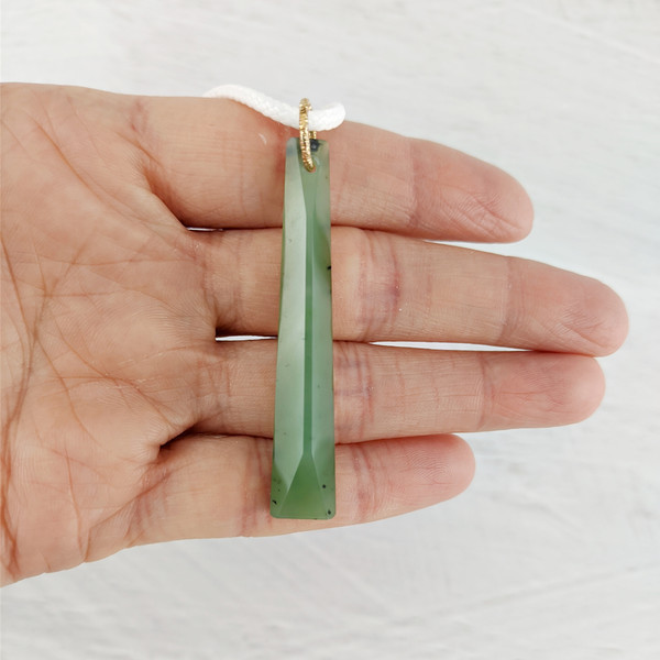 jade large pendant(4).jpeg