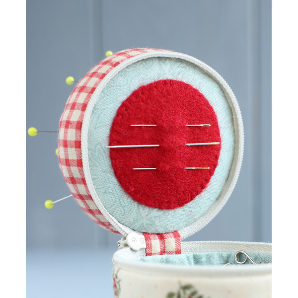 sewing organizer-pincushion sewing pattern-7.JPG