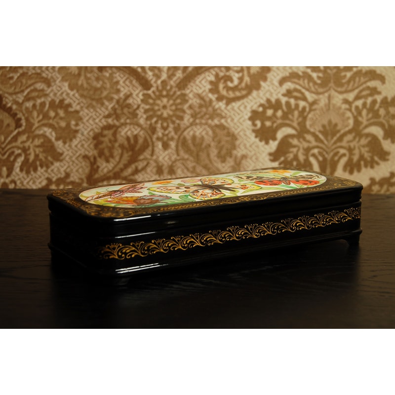 Decorative lacquer box