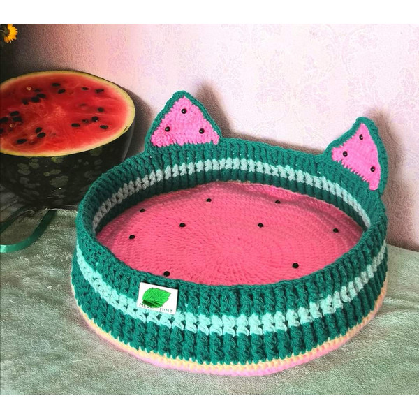 Cat bed_Cat bed crochet_watermelon crochet.jpg