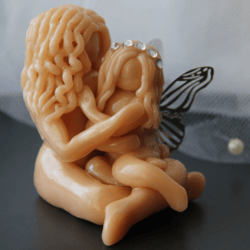 sympathies gift mother and daughter angel memorial family figurine made of polymer clay. gift of a mother