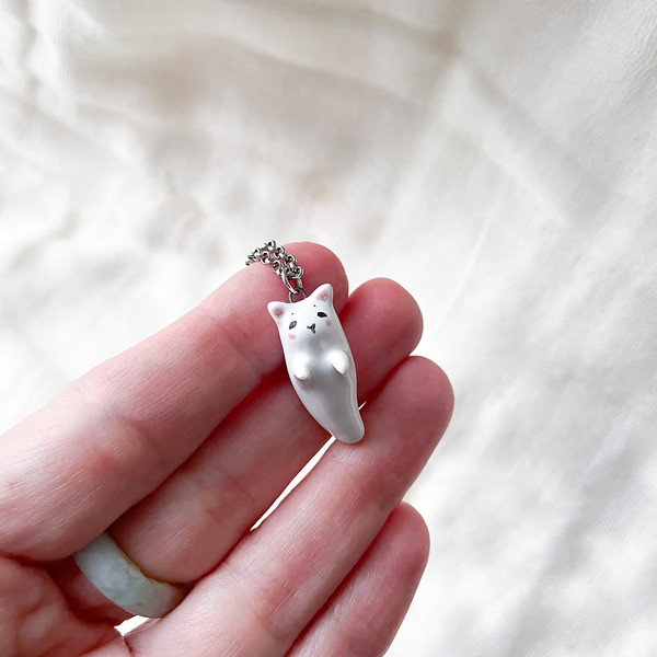 ceramic-ghost-cat-necklace-pendant.jpg