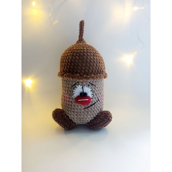 Iamigurumi-acorn-kawaii-crochet-acorn-stuffed-toy