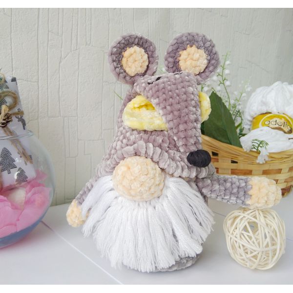 crochet pattern gnome.jpeg