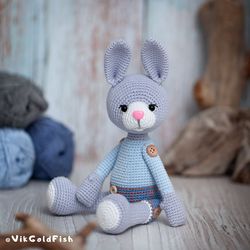 Crochet Toy Pattern, Crochet Bunny Pattern, Crochet Bunny in Jeans