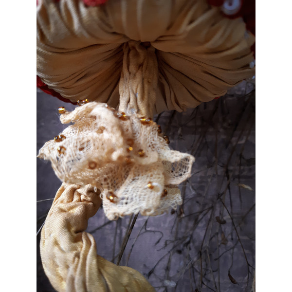 sculpture- mushrooms  3.jpg