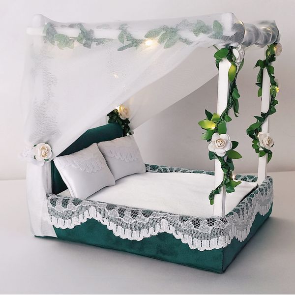 Doll_bed_with_canopy5